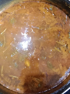 மத்தி மீன் குழம்பு(mathi meen kuzhambu recipe in tamil) செய்முறை முக்கிய புகைப்படம்