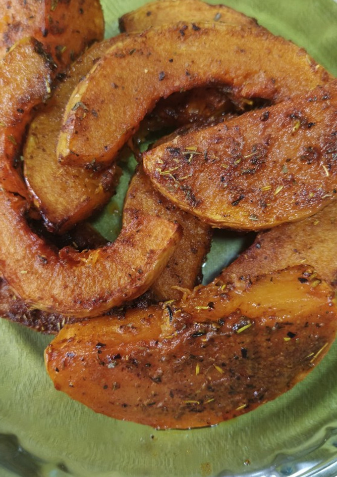 Una foto de Calabaza asada con especias horno y Cosori