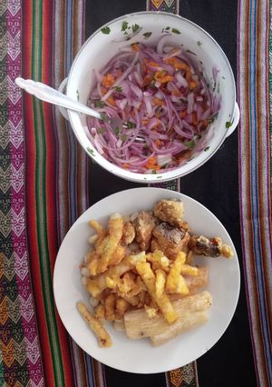 Una foto de Chicharrón de pota y jurel