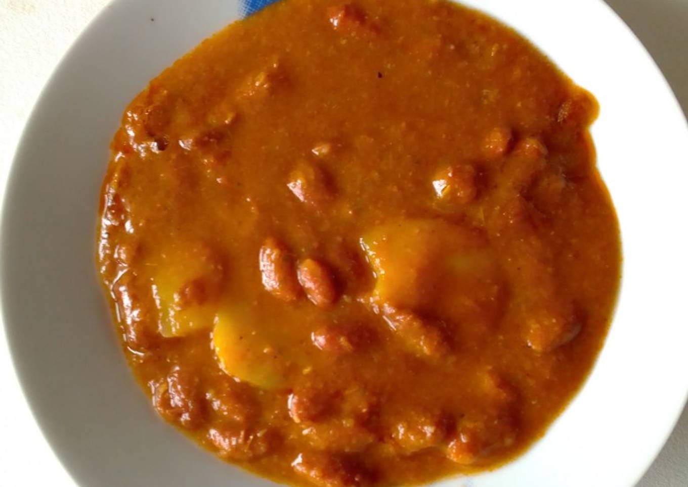 Alubias rojas con crema de verduras al gusto