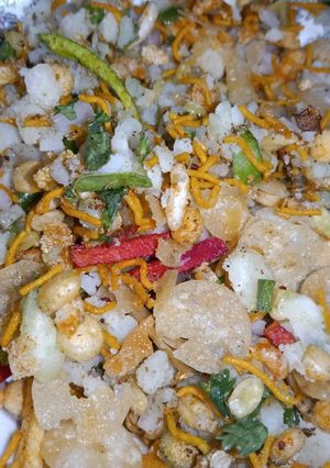A picture of Bhel Puri Chaat.