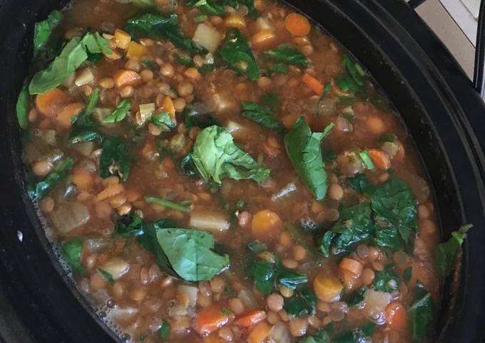 Slow Cooker Lentil Soup