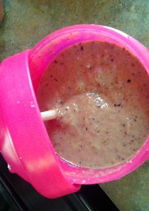 A picture of Aleah's Morning Monster Smoothie!.