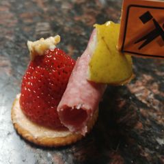A picture of Party Ritz.