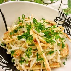 A picture of Bean Sprout and Aburaage Salad with Yuzu Pepper Dressing.