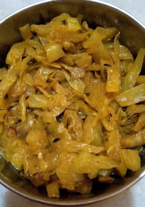 पत्ता गोभी की सब्जी (Patta gobhi ki sabzi recipe in Hindi) रेसिपी मुख्य फोटो