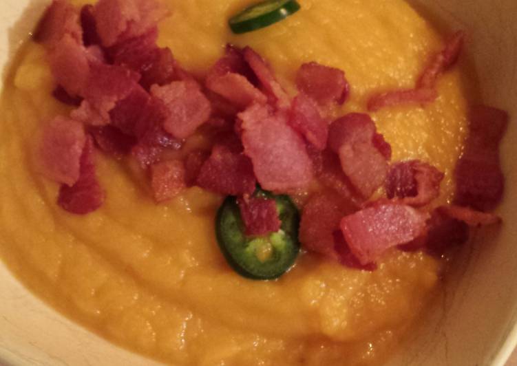 Paleo butternut squash soup with jalapeno