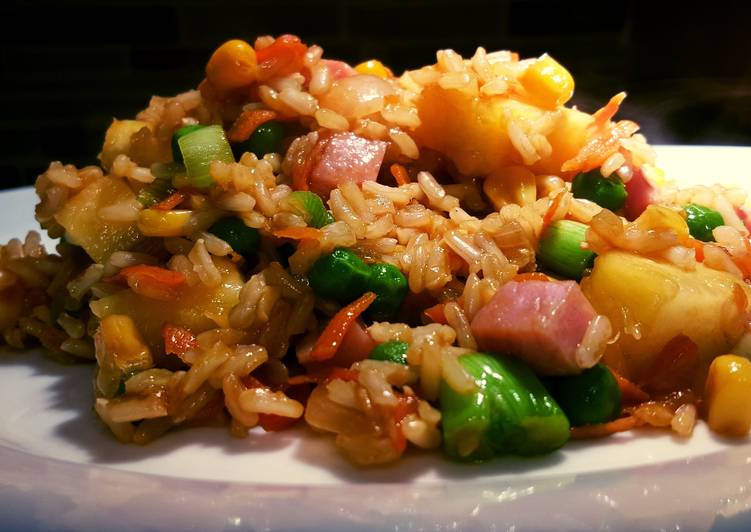 Recipe of Perfect Pineapple fried rice