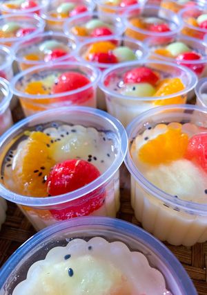 Foto resep Puding Susu Buah (dessert segar)