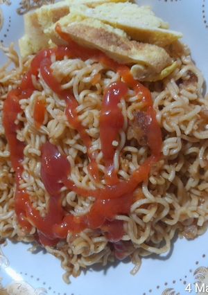 Foto resep Mie goreng ayam popcorn