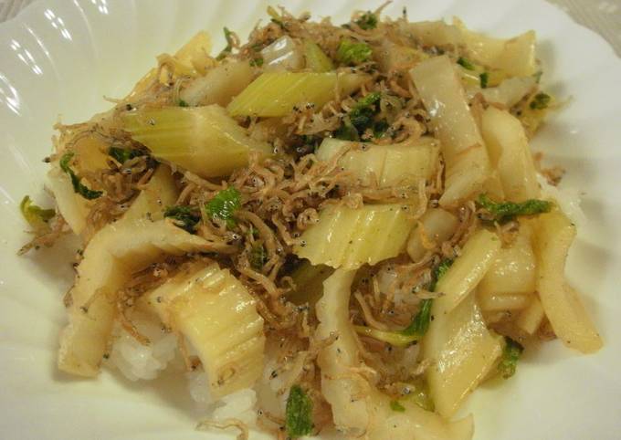 Italian-Flavored Stir-Fried Celery and Chirimen Jako (Semi-dried tiny sardines)