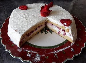 Foto principal de Tarta de fresas con nata
