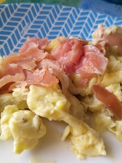 Una foto de Revuelto con jamón y queso