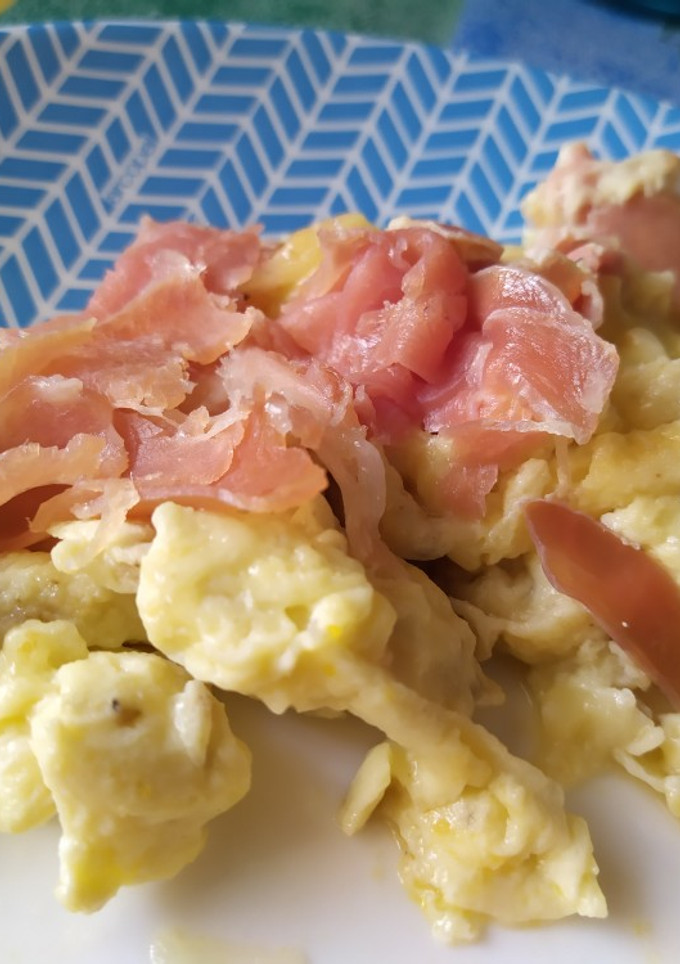 Una foto de Revuelto con jamón y queso
