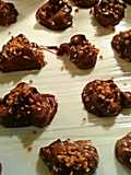 Slow Cooker Nut Clusters