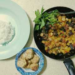 รูปของ Sambel goreng kentang