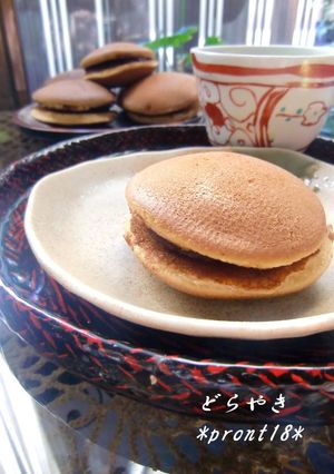 A picture of Dorayaki (Red Bean Paste Pancakes).