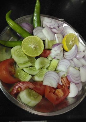 A picture of Green Salad.
