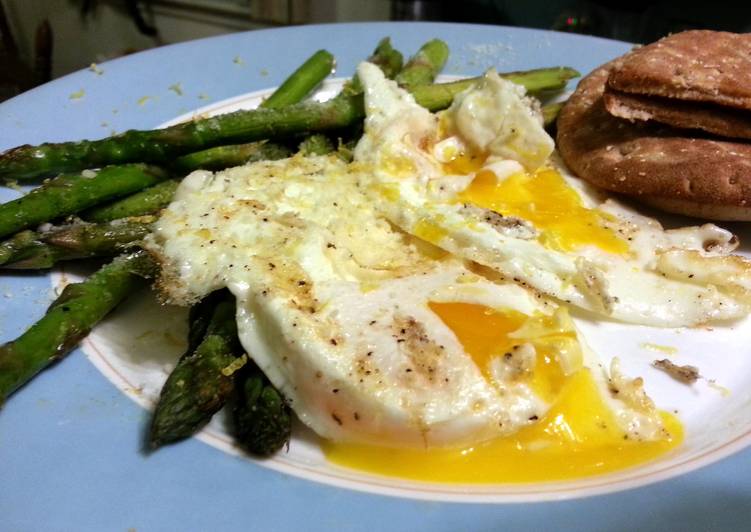 skye's sunshine eggs and asparagus... seriously, it's amazing! skye's sunshine eggs and asparagus… seriously, it's amazing!