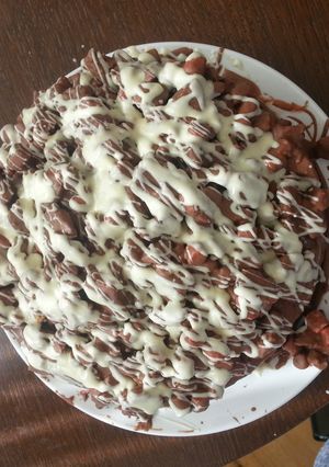A picture of Rocky road.