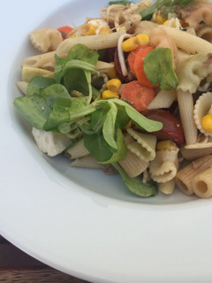 Una foto de Ensalada de pastas variadas