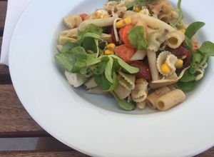Foto principal de Ensalada de pastas variadas
