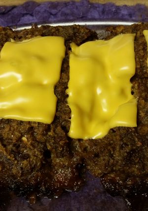 A picture of Italian Meatloaf.