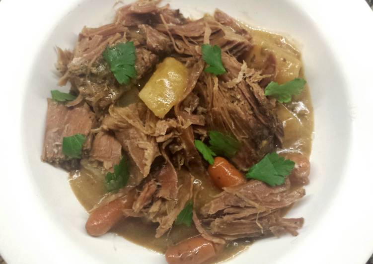 Simple Way to Make Homemade Simple Crock pot Roast with Gravy