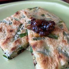 A picture of Garlic chive pancakes (chijimi).