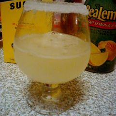 A picture of Stacey Lemon drop drink.