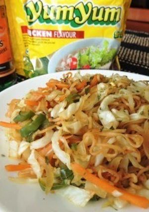 A picture of Instant Yakisoba Noodles.