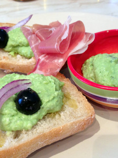 A picture of Broad Bean And Parmesan Dip.