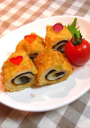 A picture of Deep Fried Chikuwa Fish Stick, Nori Seaweed and Cheese.