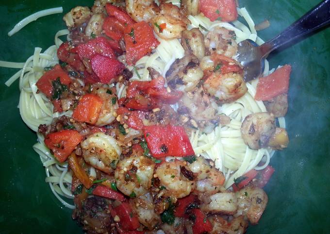 Recipe of Quick Pepper and Herb Shrimp Pasta