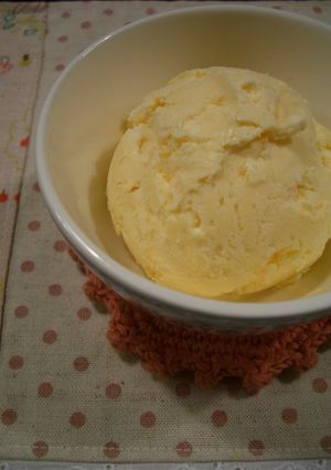 A picture of Cheap & Easy Vanilla Ice Cream.