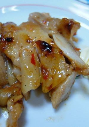 A picture of Sautéed Chicken Marinated in Sweet Chili Sauce.