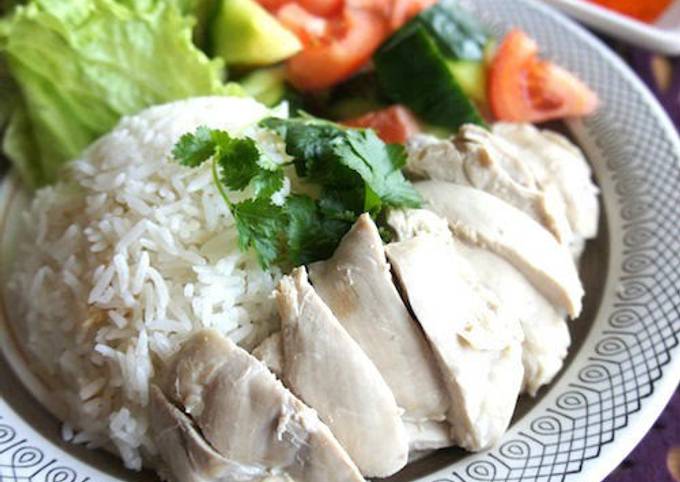 Singapore Chicken Rice (Khao Man Kai)