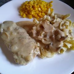 A picture of Creamy Ranch Pork Chops.