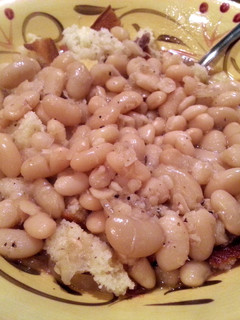 A picture of White Beans.