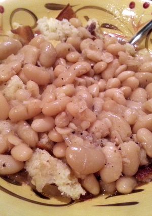 A picture of White Beans.