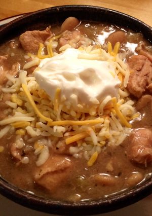 A picture of White Chicken Chili (crockpot).