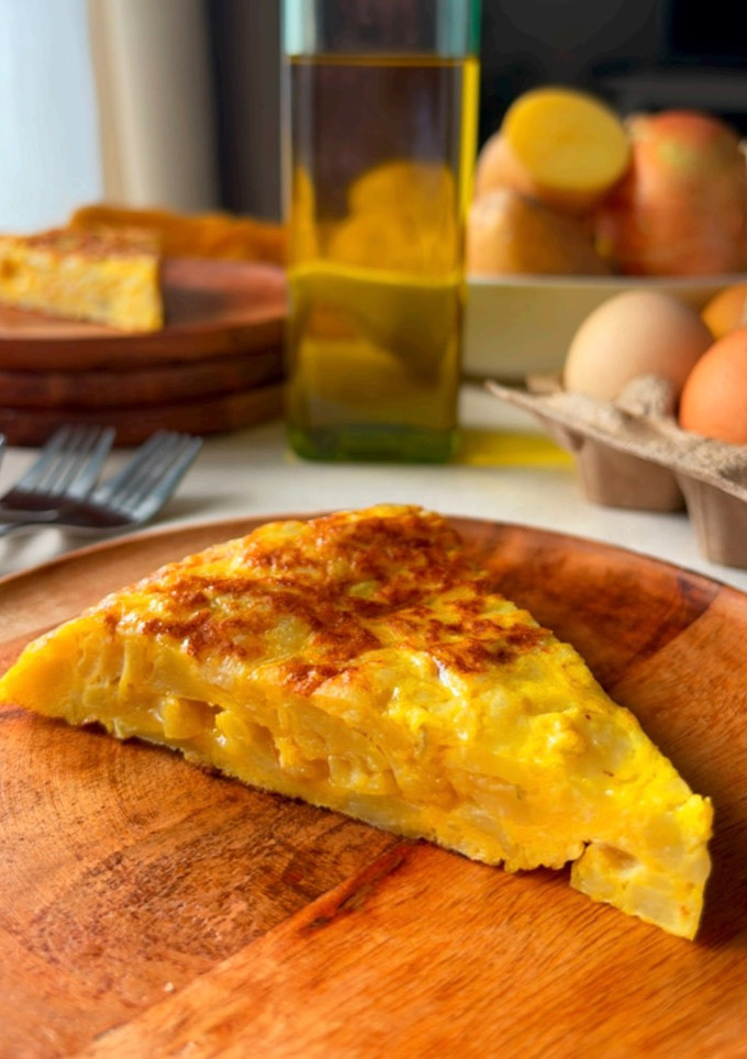 Una foto de Tortilla de Patata!! 🥔🧅🍳