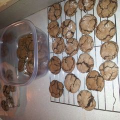 A picture of Fudge Crinkle Cookies.