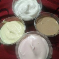 A picture of 4in1 homemade ice cream.