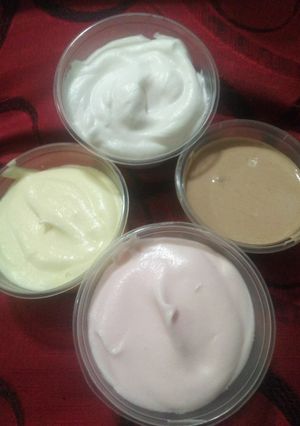 A picture of 4in1 homemade ice cream.