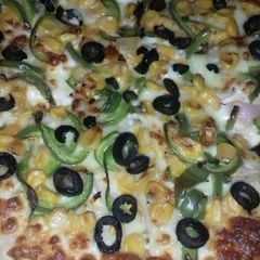A picture of Cheese Pizza.