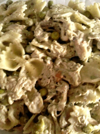 Easy Way Make Creamy Chicken Pesto &amp; Bowtie Pasta from Philadelphia Cooking Creme the So Delicious Tasty