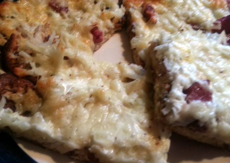 Step-by-Step Guide to Prepare Homemade French Toast Breakfast Pizza