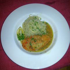 A picture of Chicken Piccata.