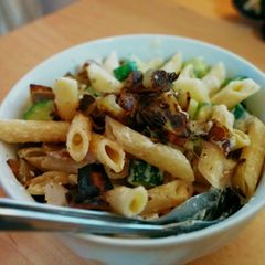 A picture of Cucumber Yoghurt pasta.